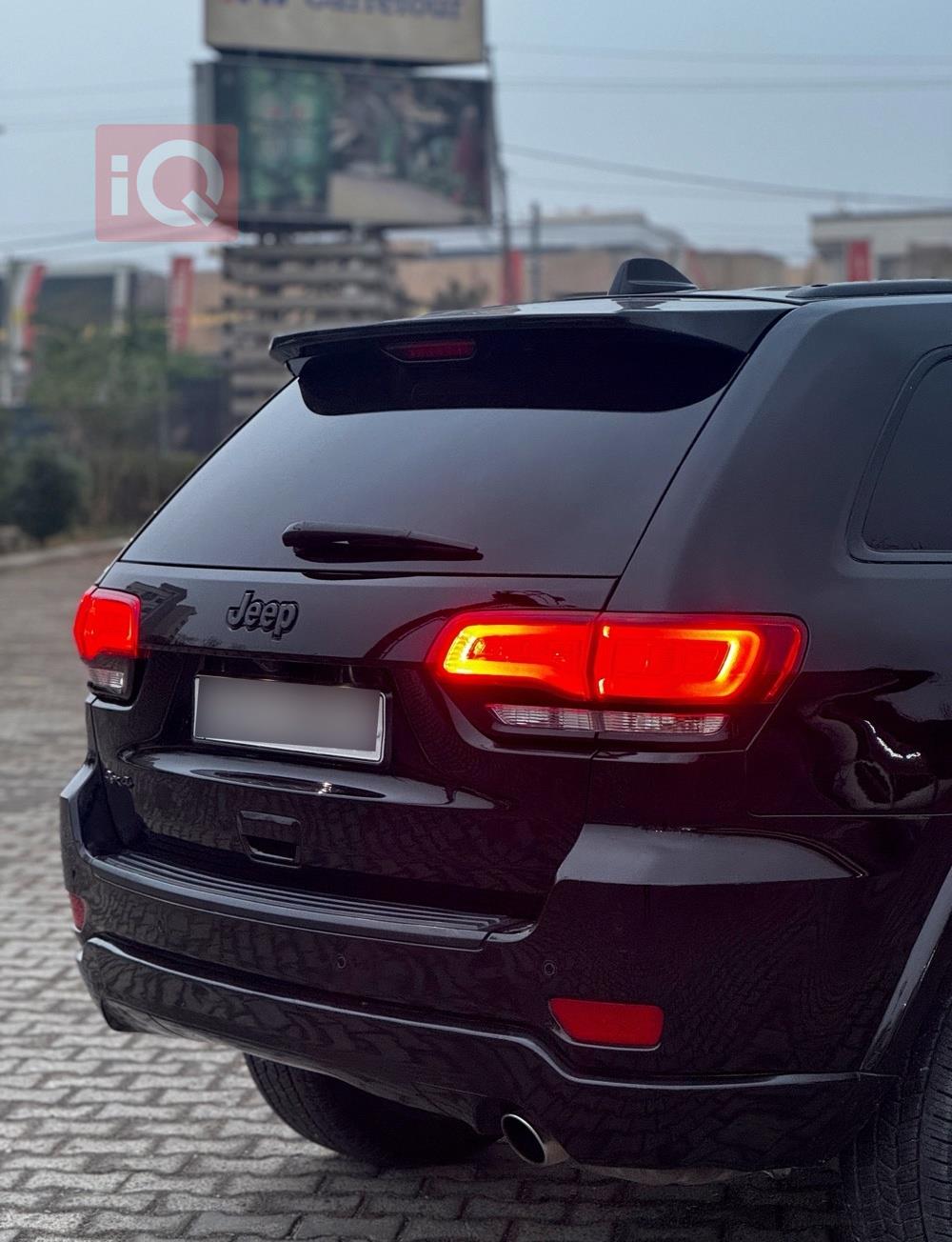 جيب جراند شيروكي